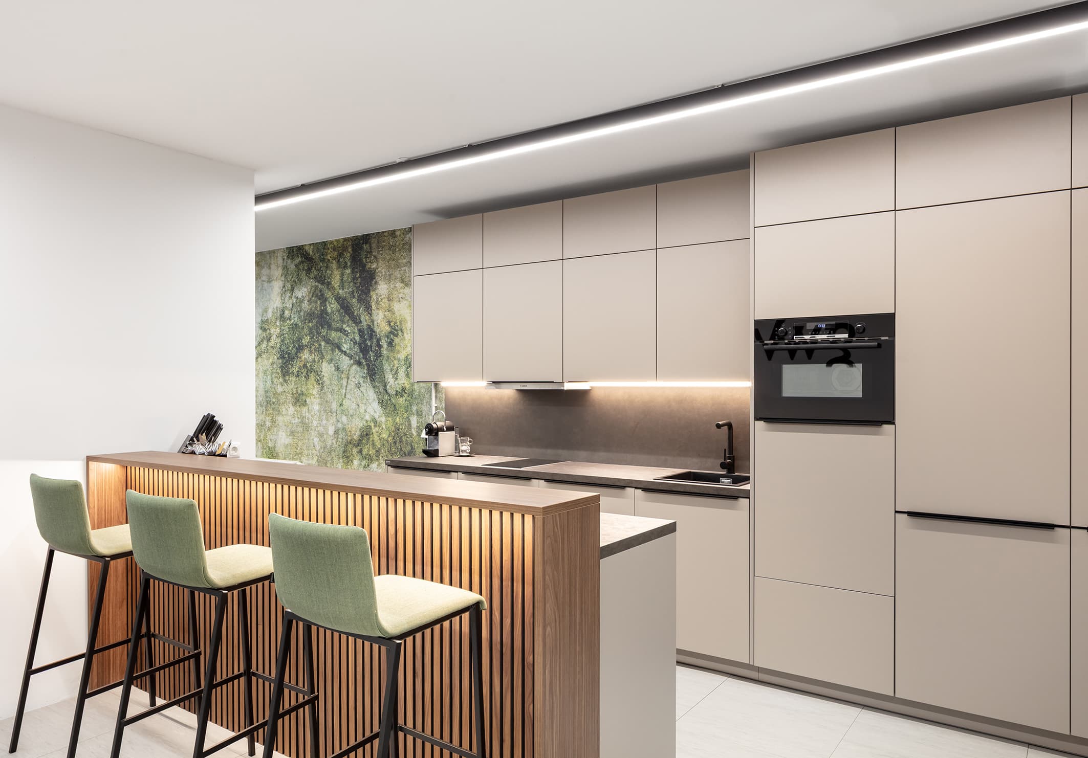 𝗡𝗲𝘂𝗲 𝗔𝗿𝗯𝗲𝗶𝘁𝘀𝘄𝗲𝗹𝘁𝗲𝗻 𝗯𝗲𝗶 𝗚𝗪𝗩 – 𝗺𝗶𝘁 𝗙𝗼𝗸𝘂𝘀 𝗮𝘂𝗳 𝗘𝗿𝗴𝗼𝗻𝗼𝗺𝗶𝗲 𝘂𝗻𝗱 𝗪𝗼𝗵𝗹𝗯𝗲𝗳𝗶𝗻𝗱𝗲𝗻