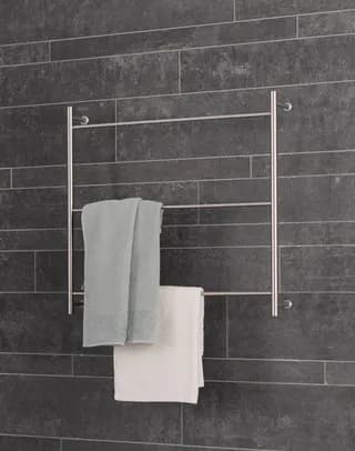 Handtuchleiter in Edelstahl-Design
