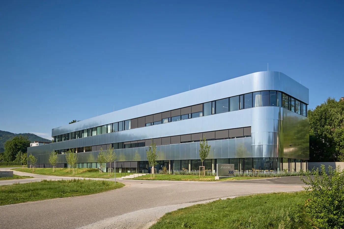 Projekt: Pankl Racing Systems, Academy